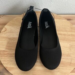 Mixit Callie Womens Round Ballet Flats new